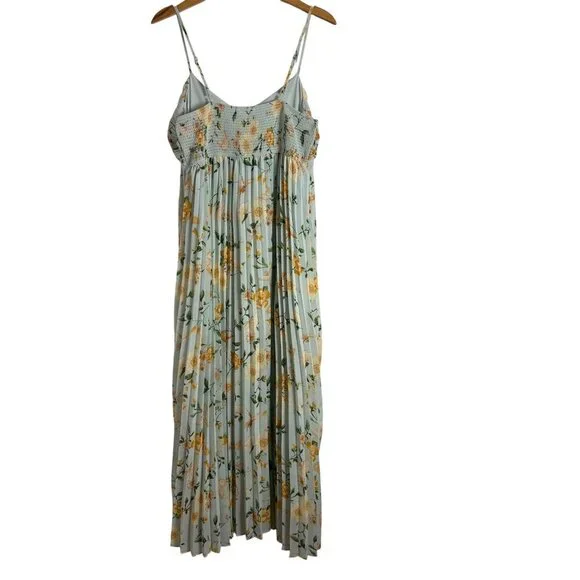 Floral Pleated Maxi Dress By The River Women’s L Sage Green Spaghetti Strap Boho - Picture 2 of 8